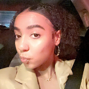 Meet your Posher, Amiya